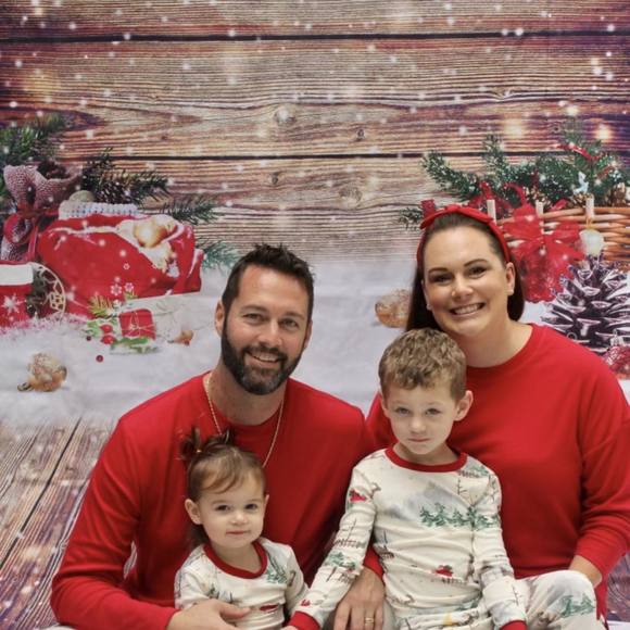 Meet your Posher, Jessica - Picture 1 of 1